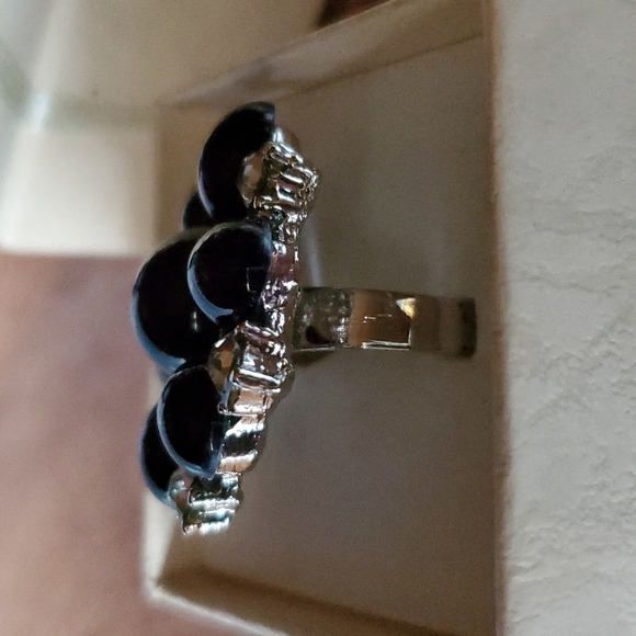 adjustable Flower RING - Picture 3 of 4